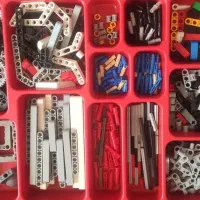 بسته لگو و متعلقات همراه با سنسور ev3|اسباببازی|تهران, سازمان برنامه جنوبی|دیوار