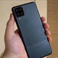سامسونگ Galaxy A12 با حافظهٔ ۶۴ گیگابایت
