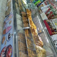 2عدد ویترین2عدد یخچال موتور دار