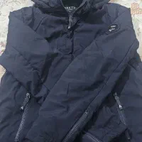 کاپشن سرمه‌ای ساز ۴۶