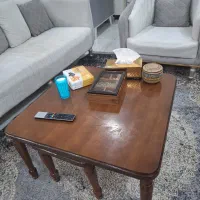 مبل راحتی ۳نفره تمیز همراه با میز عسلی|مبلمان خانگی و میز عسلی|تهران, شهید اسدی|دیوار