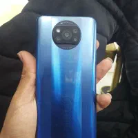 پوکو x3 pro بی نقطه
