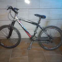 دوچرخه|دوچرخه، اسکیت، اسکوتر|ابریشم, |دیوار