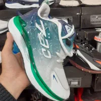 کتونی|کیف، کفش، کمربند|آران و بیدگل, |دیوار