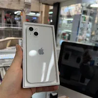 اپل iPhone 13 با حافظهٔ ۱۲۸ گیگابایت