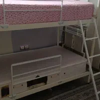 تخت دو طبقه