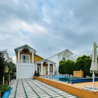 نیم-پیلوت-استخردار-شهرکی-با-مشاعات-عالی