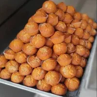 فروشنده قنادی آقا