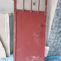 درب انباری پنجره ایرانیت