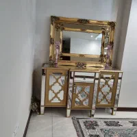 کنسول و آینه