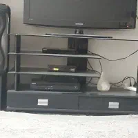 میز تلویزیون شیشه ای