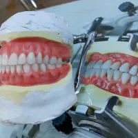 لابراتوار دندانسازی آبان
