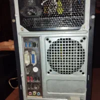 کامپیوتر|رایانه رومیزی|شبانکاره, |دیوار