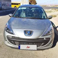 207 تیتانیوم