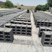 کارگر بلوک زنی