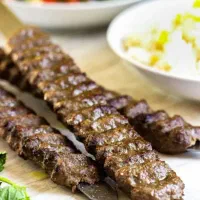 نیروی ساده کباب پز کمک اشپز