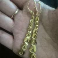 گوشواره طلا ۵۰ بالا تابلو