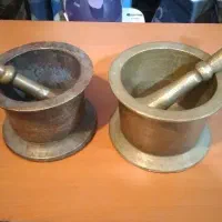 هاون برنجی قدیمی بزرگ ۲عدد