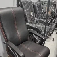میزمدیرال‌ریاست/مبلمان چرم اجلاس انتظارکانترنور|دفتر کار|کرمانشاه, |دیوار