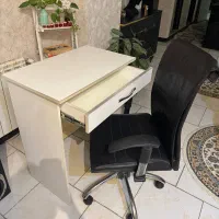 میز و صندلی کامپیوتر یا تحریر