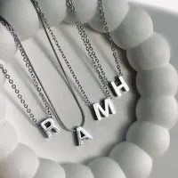 گردنبند حرف اول اسم|بدلیجات|تهران, علیآباد|دیوار