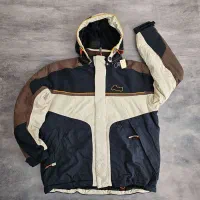 کاپشن asics اصل