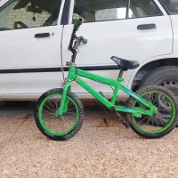 دوچرخه تمیز  و بدون هیچ ایرادی