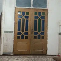 دو تا درب ورودی با کم و دو تا درب اتاق تمیز