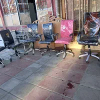 صندلی چرخی و میز