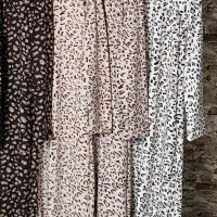 پیراهن مخمل وارداتی پلنگی داخل کرک دار|لباس|تهران, اتابک|دیوار