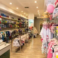 فروشنده اقا جهت کار در پخش بچگانه