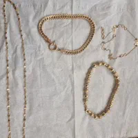 طلا زنجیر. دستبند.پابند