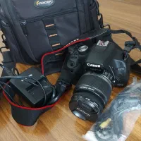 دوربین کانن D500