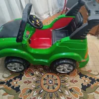 یک عدد ماشین شارژی
