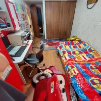 تخت ماشینی  کمد و میز تحریر و تشک