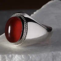 انگشتری ناب از (( حاج حسین جدی ))عقیق سرخ یمنی