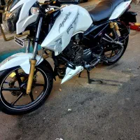 موتور اپاجی ۱۸۰ سفید