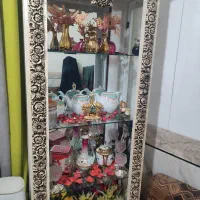 بوفه و آینه کنسول و مبل راحتی
