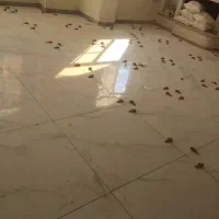 کاشی کاری ، کار با چسب و سیمان