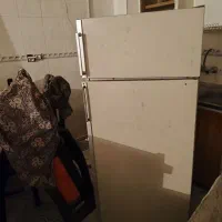 یک عدد یخچال ساده