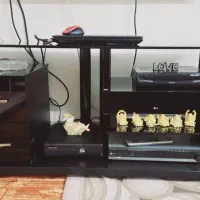 میز تی وی|میز تلویزیون|تهران, آبشار تهران (دریاچه)|دیوار