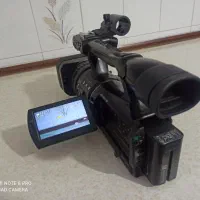 دوربین فیلمبرداریv1سونی hd|دوربین عکاسی و فیلمبرداری|همدان, |دیوار