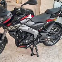 ns 200