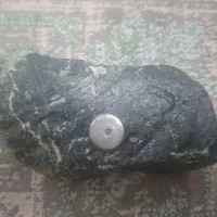 سنگ جذب آهنربا