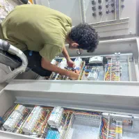 استخدام کار آموز مونتاژکار برق صنعتی تابلوسازی برق