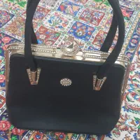 کیف دستی زیبا کاملا سالم و تمیز