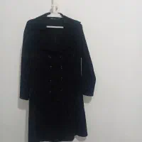 دو عدد پالتو و یک سارافون|لباس|قروه, |دیوار