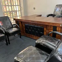 میز و صندلی اداری و مدیریت تمیز و شیک|دفتر کار|اصفهان, ملکشهر|دیوار