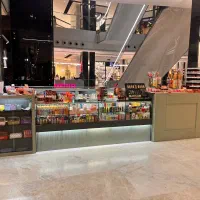 فروشنده آرایشی و بهداشتی