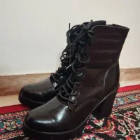 نیم بوت . سایز ۳۹